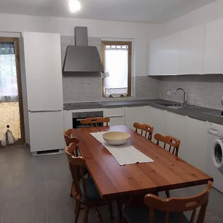 Fpo-fio42tp Casa Su Due Piani, 6 Pax A Ottiolu