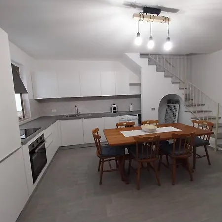 Fpo-fio42tp Casa Su Due Piani, 6 Pax A Ottiolu Feriehus